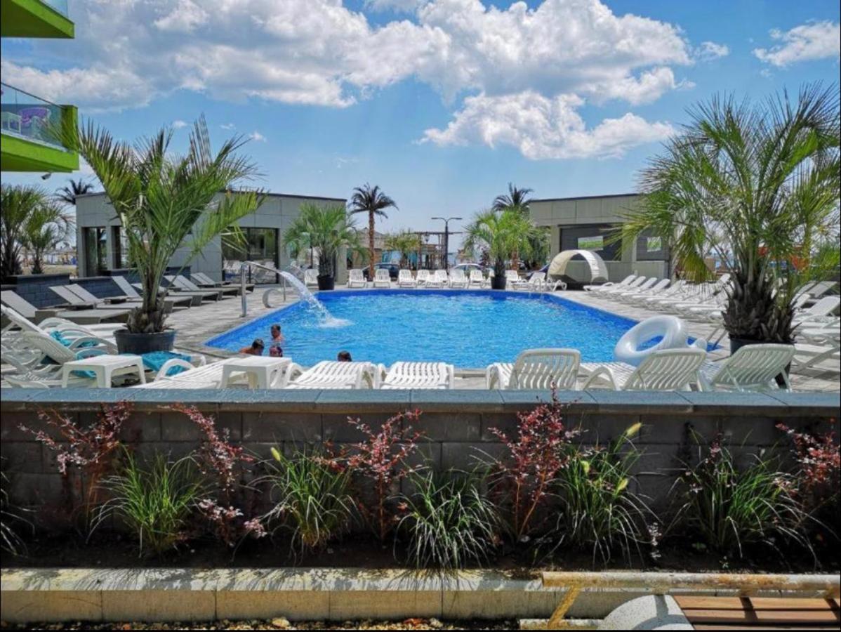Rusty Sands Apt Spa N Pools Beach Resort Năvodari Esterno foto
